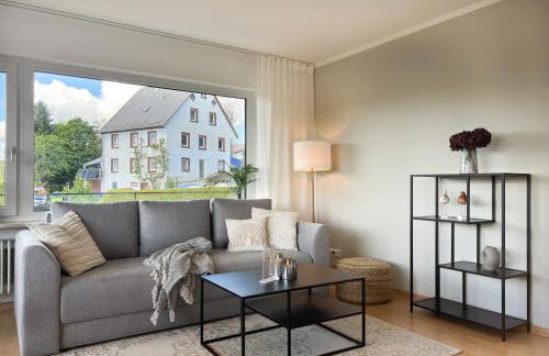 Panoramablick mit Schwimmbad und Sauna - Foto 6