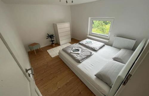 Altes Bauernhaus in der Natur - Foto 10