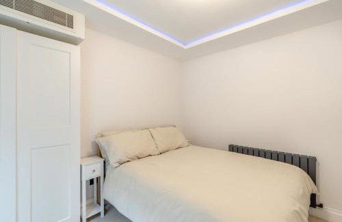 Entire Garden Flat with Parking - Portobello Road - Photo 11