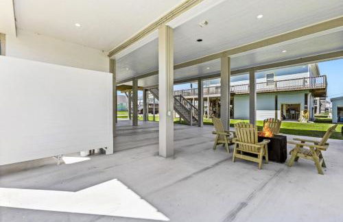 500 ft to beach Upscale Beach Home Golf Cart with Fire pit For 14 - Foto 41