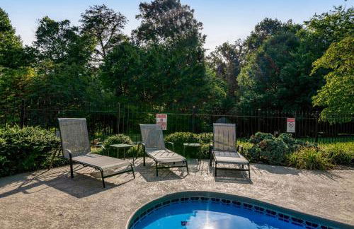 Spacious Serene Cabin Sleep 14 Pool Hot Tub Games - Foto 40