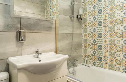 Free Parking New Modern Gem in Harrow - Photo 36