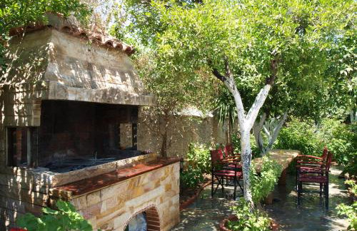 Εlegant Villa Liakos - Photo 59