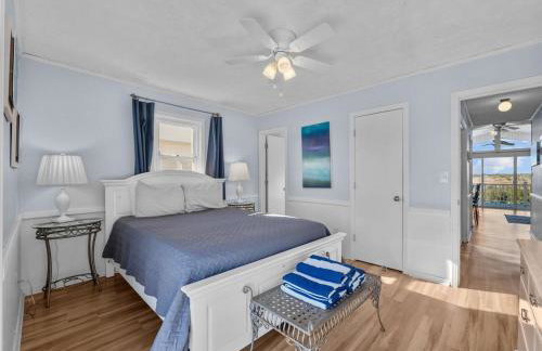 Pets OK Beach Home, Short Walk Beach Access, and Views - Foto 42