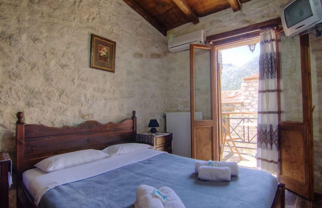 Stone Village - Photo 4