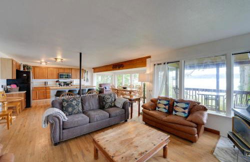 Cozy Beachouse View and Deck, Steps from Skagit Bay - Foto 3