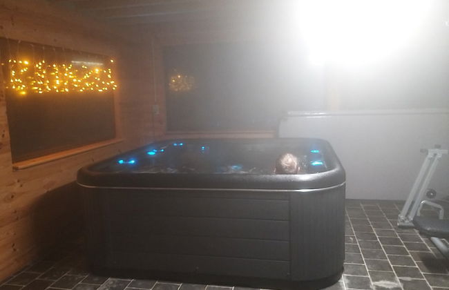 Wonderful Holiday Home in Gouvy with Hot Tub - Photo 26