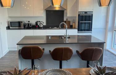 Outstanding 4-Bedroom Town House By Valore Property Services - Foto 29