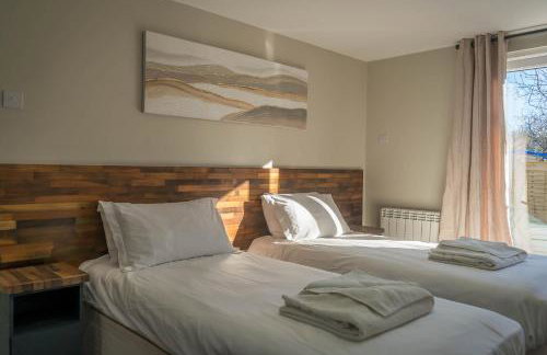 Stone's Throw Away from the English Channel! -Family and Dog Friendly - Foto 11