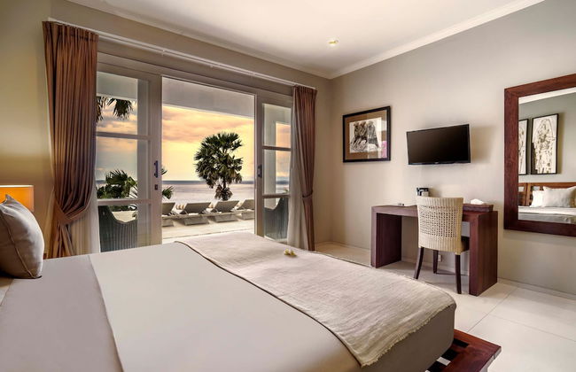 Villa Eden Roc by Alfred in Bali - Luxury Beachfront 3BR Villa With Infinity Pool Amed - Foto 16