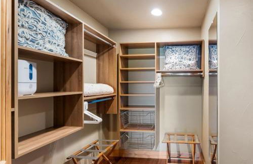 Luxury Lakeview Retreat - Hot Tub, SUP, Sauna & More! - Foto 30