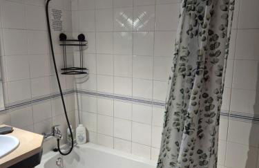 Albufeira Cozy Sea View with Balcony & Resort Access - Foto 23