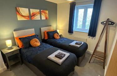 Homely 3-Bed Retreat Convenient Parking - Foto 4