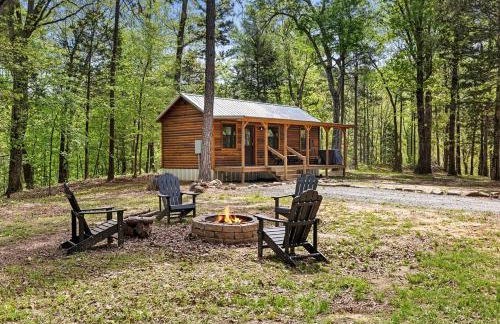 Stunning Riverfront Log Cabin Nestled Amidst Trees in Nashoba, Oklahoma - Foto 28