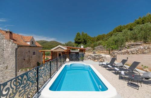 Stone House Prapatna-Two Bedroom Holiday Home with Swimming Pool - Foto 31