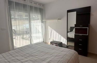 Ground floor apartment on the seafront with pool - Foto 30