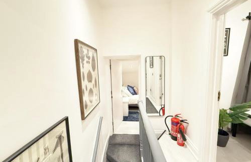 Garden Apartment with Free Parking near Wembley - Foto 6