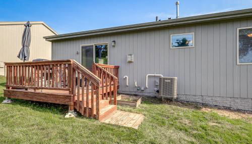 4 Mi to Offutt AFB - Family Home in Omaha Suburbs! - Foto 2