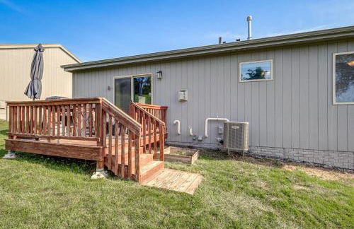 4 Mi to Offutt AFB - Family Home in Omaha Suburbs! - Foto 2