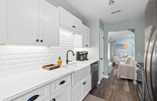 Pet-friendly condo, less than 5 min walk to beach, beach chairs, wagon, umbrella etc. included! - Foto 19