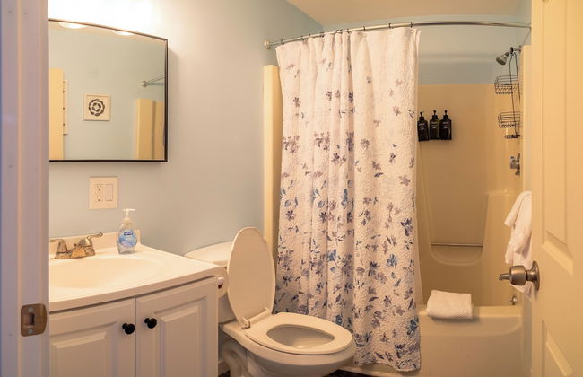 Beautiful Apartments in Thorsen Road Maine - Photo 12