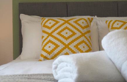 4 Bed - Parking - Close to M4 - Ideal for Work - Foto 5