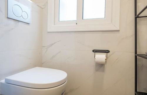 BeBarceloner Sant Andreu Apartments - 3 bedrooms with terrace - Photo 9