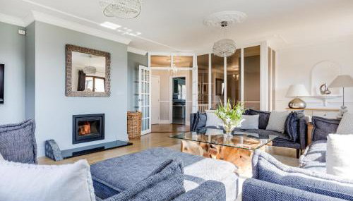 Hewas Water House - Private Pool, Hot Tub & Games Room - Foto 2