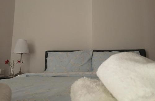 COZY & QUIET CITY APARTMENT - Foto 45