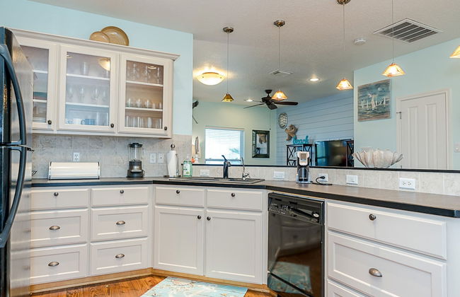 Serenity By the Sea - Great Views in Treasure Island - Foto 11