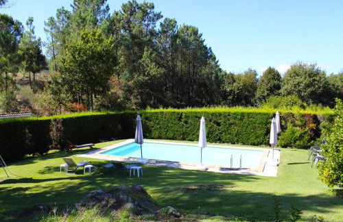 Cottage in Santa Comba with Pool - Photo 9