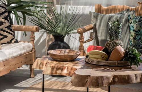 Khroma Luxury Suite 2 Beach front apartment - Photo 15