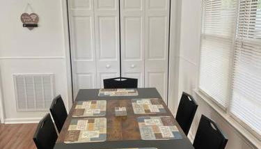 Modern home steps to historic downtown Salisbury - Foto 4