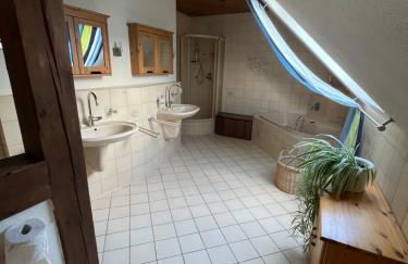 Große Ferienwohnung direkt an den Weinbergen - Foto 3