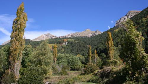 Casa Sallent con bañera hidromasaje y jardín - Foto 2