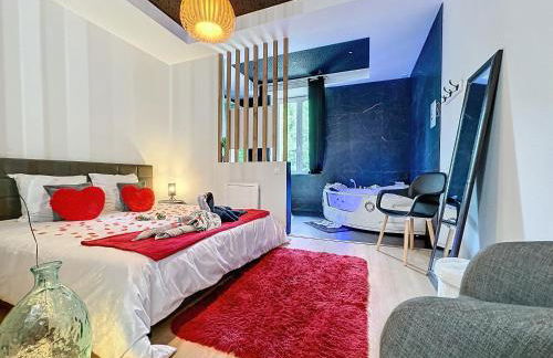 Love Room avec jacuzzi & lit King Size - Foto 1