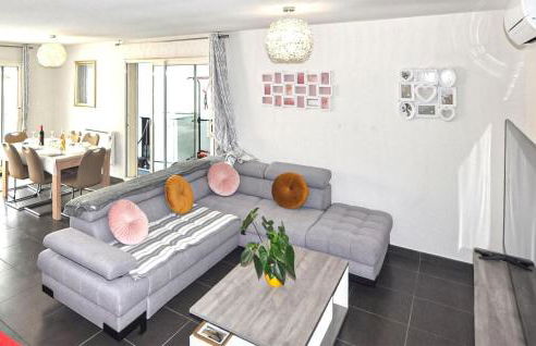 Gorgeous Home In Alénya - Foto 16