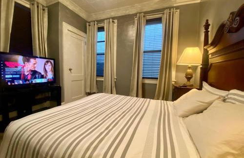 Cozy 1 BR, walk to subway, Free WiFi & Parking - Foto 31
