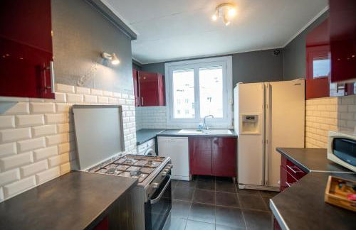 ROBESPIERRE - Tout équipé & Calme - TV et WIFI - Foto 27