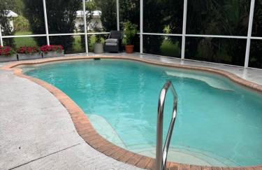 Charming 3bed 2bath Palmetto Pool Home - Photo 7