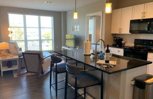 The City View Suite Garage Parking Top Floor! - Foto 8