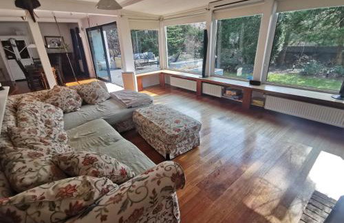 Spacious 3 Bedroom Family Oasis with Sauna, 20 min from Warsaw - Foto 1