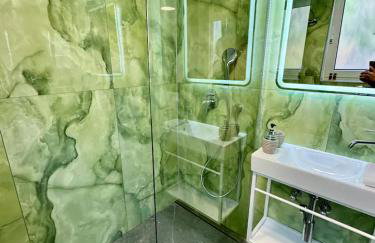 Seafront Apartment - Foto 27