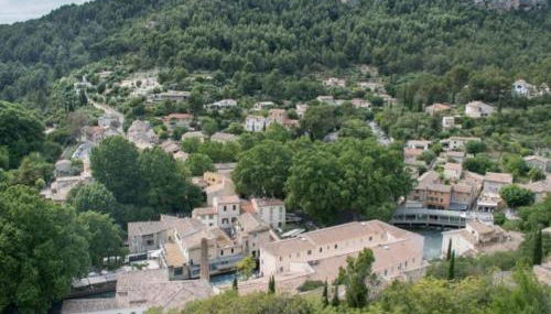 Vue panoramique sur le château,montagne et grottes - Foto 4