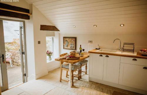 Lyme Tree Farm Cottages - Hotching Barn and Knockstone Cottage - Foto 80