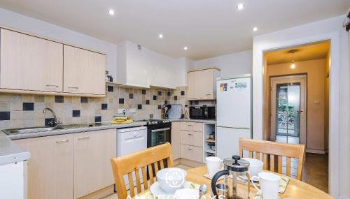 Sunny Side Barn in Cracoe North Yorkshire by Amber Stays Perfect for Big Groups and Leisure Stays, Sleep 8 and Parking - Foto 3