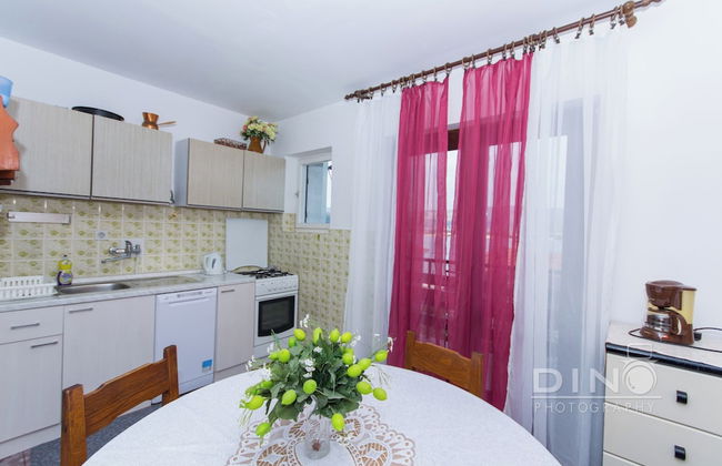 Apartments Lela next to the beach - Foto 15