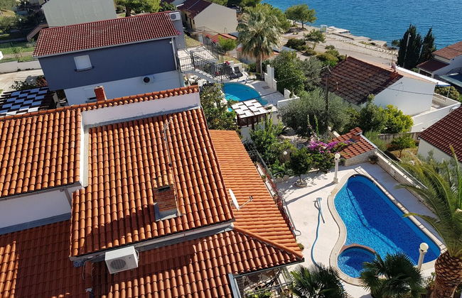 Villa Masha is a Detached House, Very Finely Accommodating 6 to 7 Persons - Foto 14