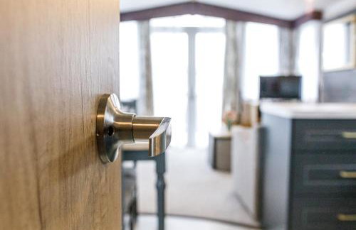 2Bed Whitley Bay Home - Free Parking, Close to beach & St Mary's Lighthouse - Photo 49