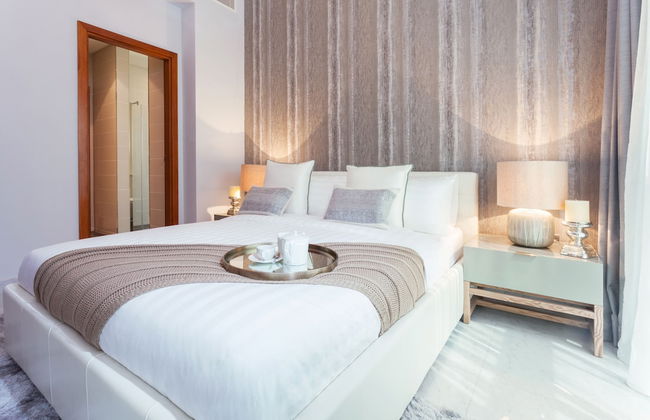 Nasma Luxury Stays - Central Park Tower - Photo 7